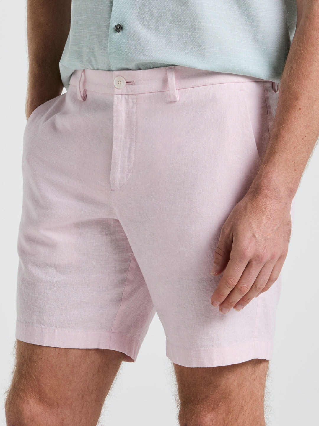 8" Flat Front Linen Cotton Short (Barely Pink)
