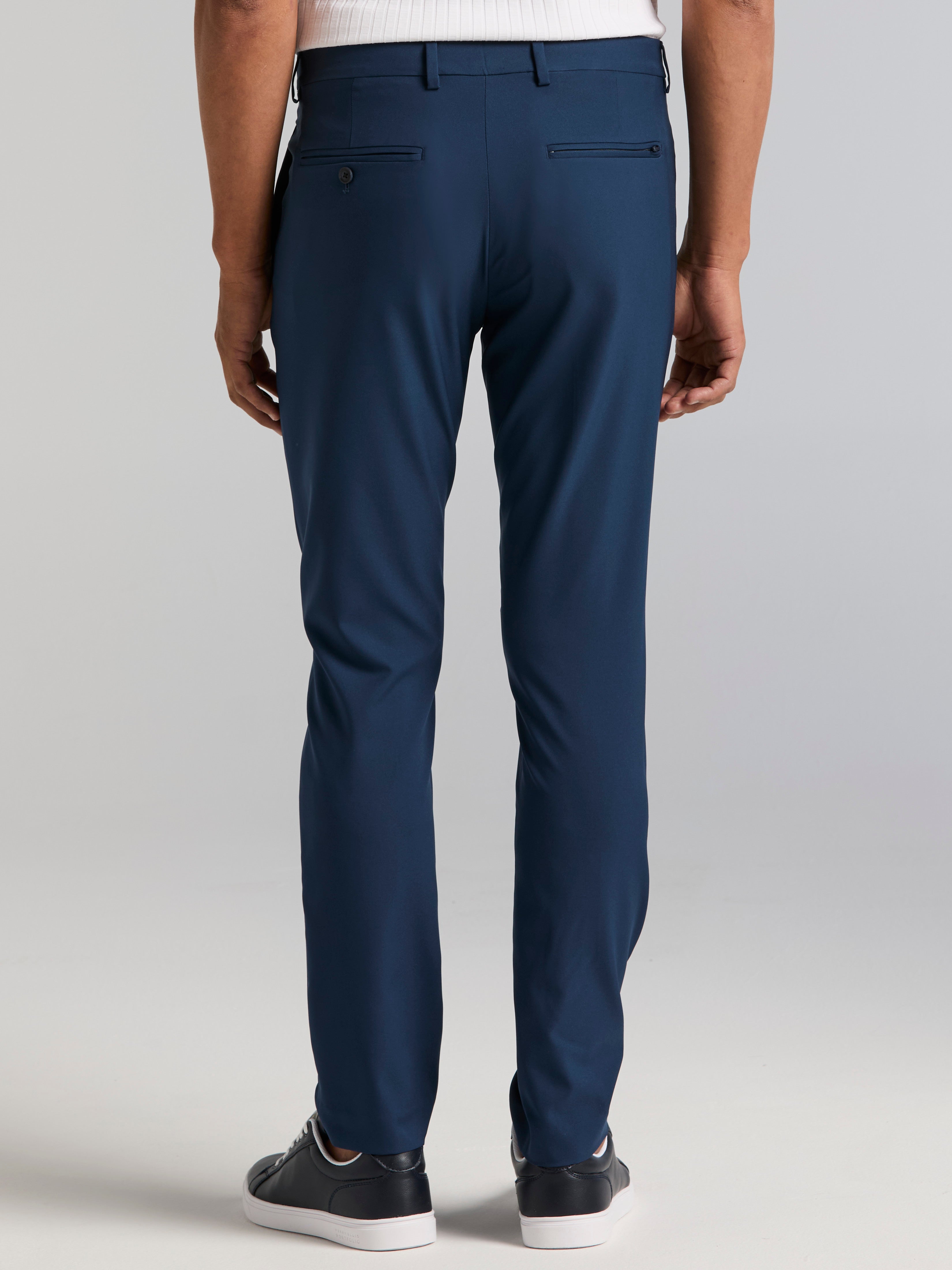 Very Slim Fit Tech Portfolio Dress Pant – Perry Ellis
