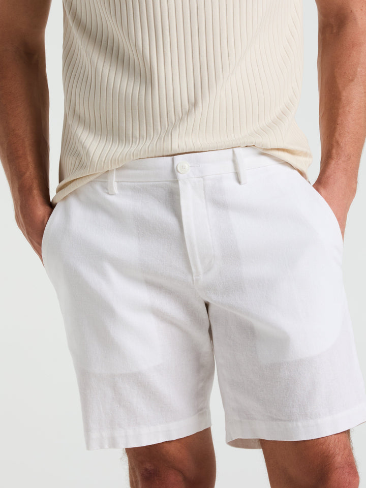 8" Flat Front Linen Cotton Short (Bright White) 