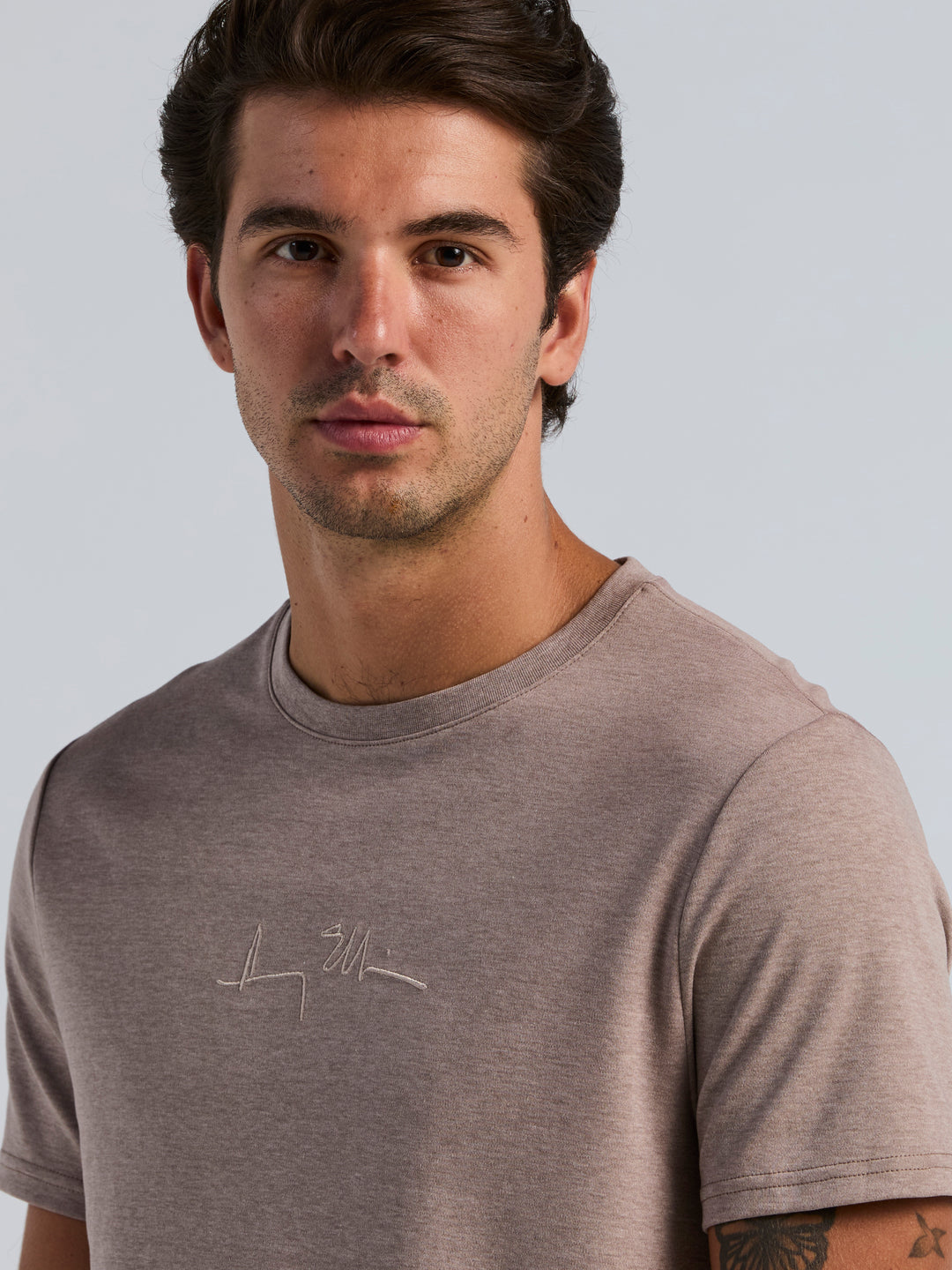 Bold Signature Crew Neck Tee (Vicuna Heather) 