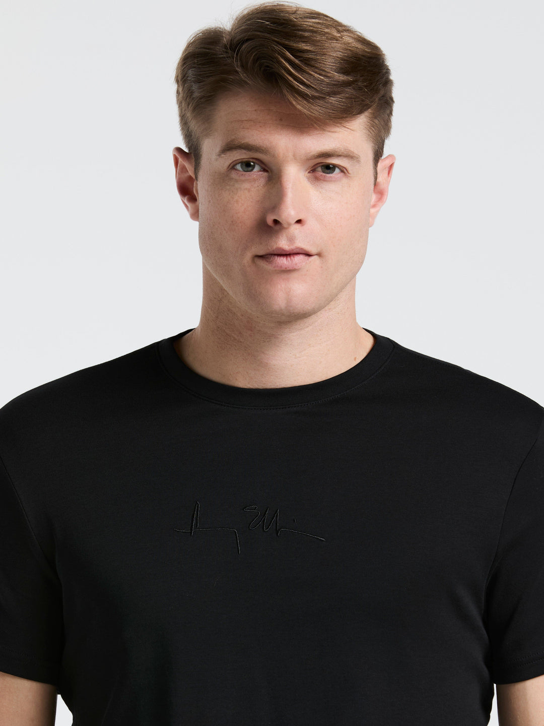 Bold Signature Crew Neck Tee (Black) 