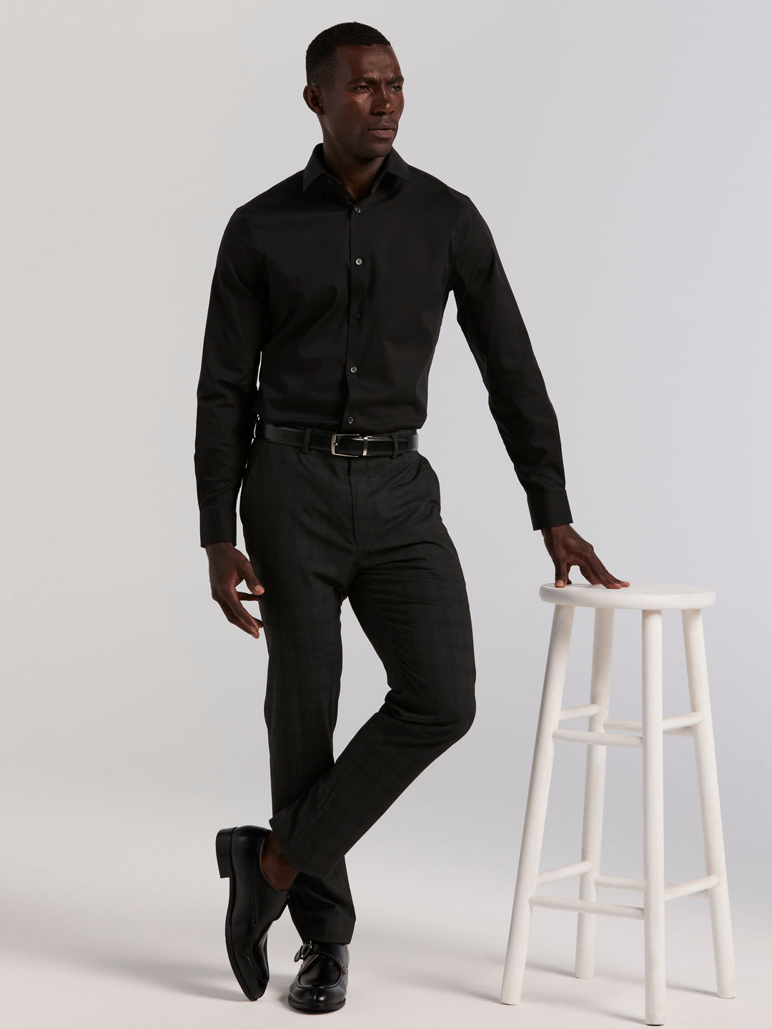 Cotton Dobby Slim Fit Long Sleeve Dress Shirt (Black) 