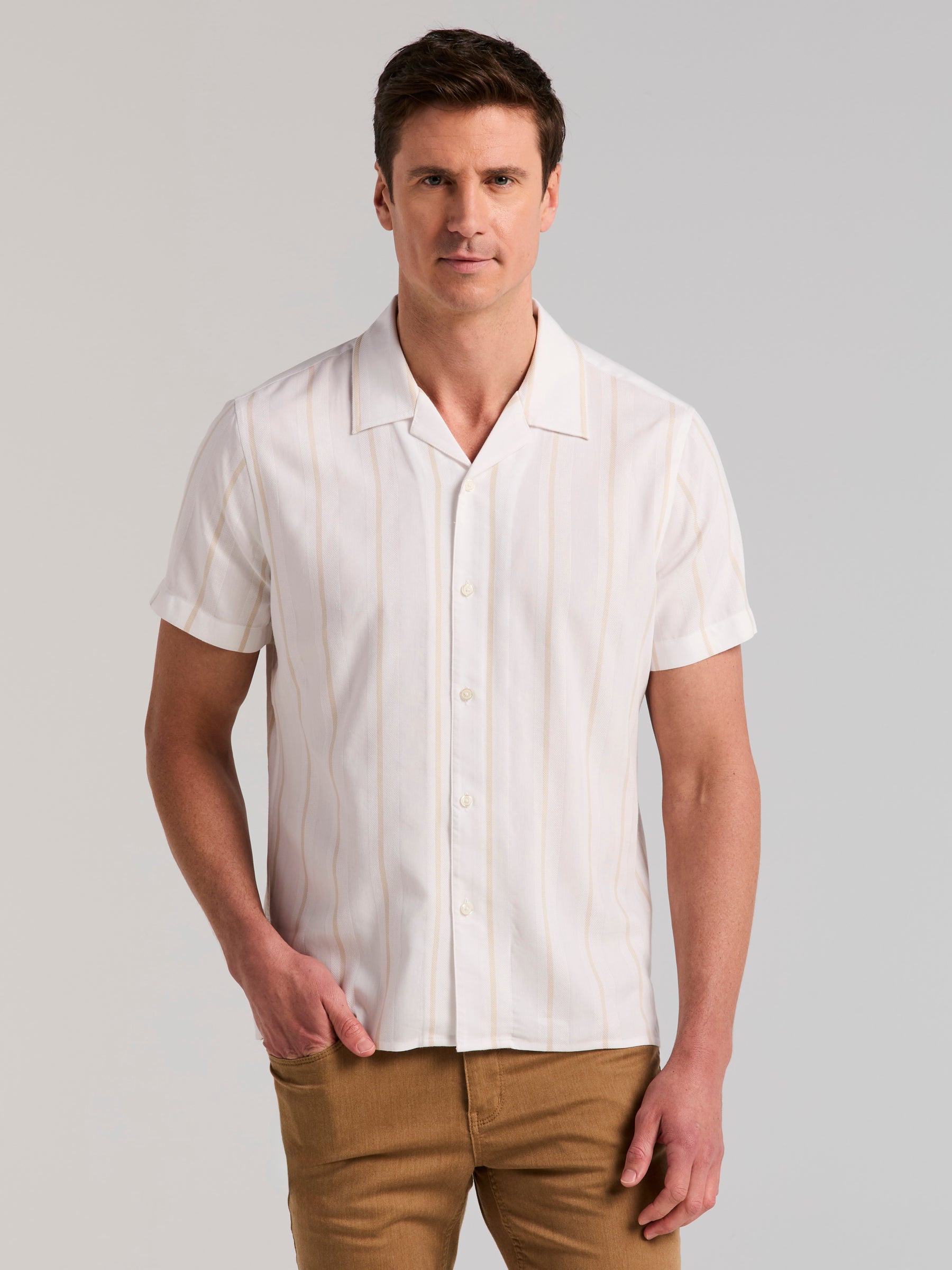 Perry Ellis logo