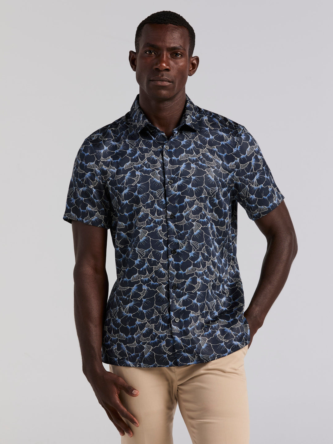 Ginko Print Short Sleeve Shirt (Dark Sapphire) 