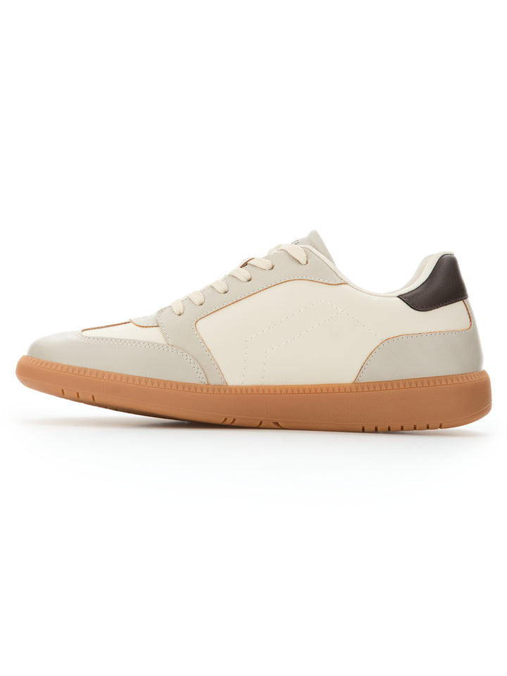 Jaesen Sneaker (Beige) 