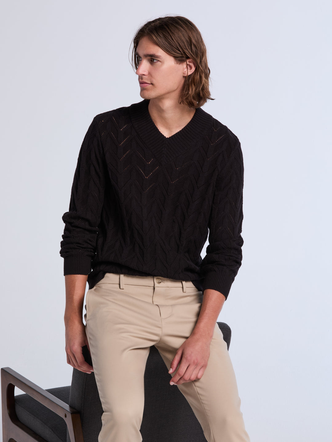 Long Sleeve Cable V-Neck Sweater (Black) 