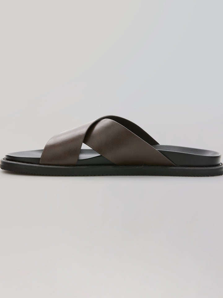 Parker Slide Sandal (Brown) 