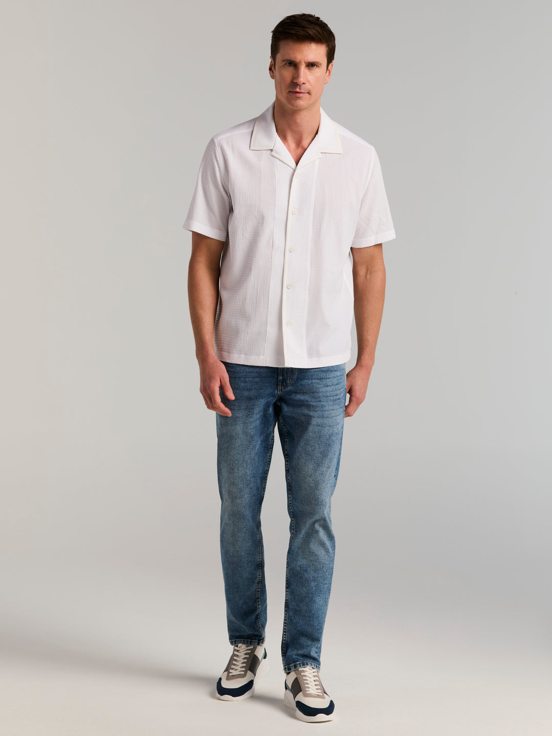 Men's Short Sleeve Performance Camp Collar Shirt (Bright White) 