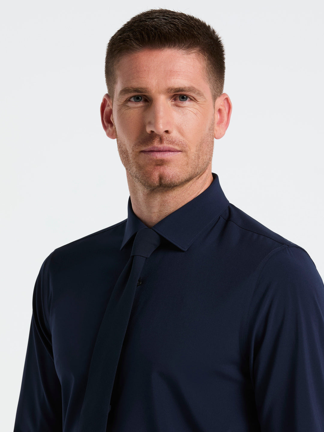Perry Ellis Outlet Men's Performance Tech Solid Dress Shirt in Blue, Size 17.5, Polyester/Spandex, Slim Long Sleeves Perry Ellis Outlet Men's Performance Tech Solid Dress Shirt in Blue, Size 17.5, Polyester/Spandex, Slim Long Sleeves
