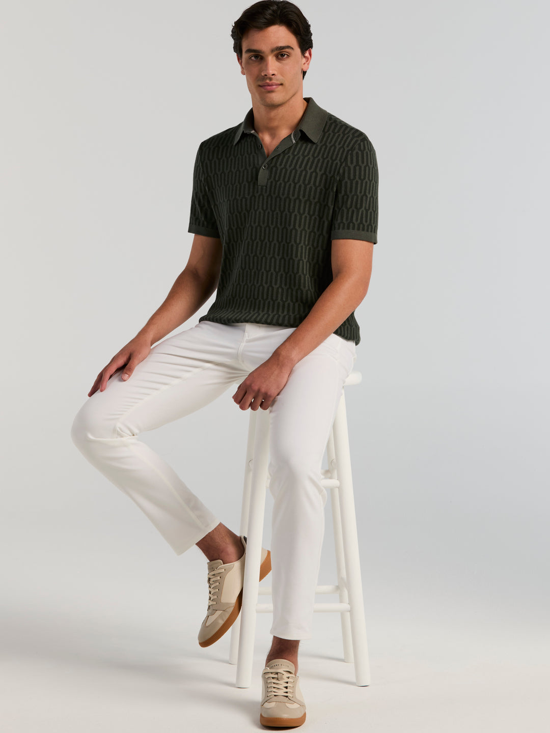 Short Sleeve Geometric Jacquard Polo Sweater (Urban Chic) 