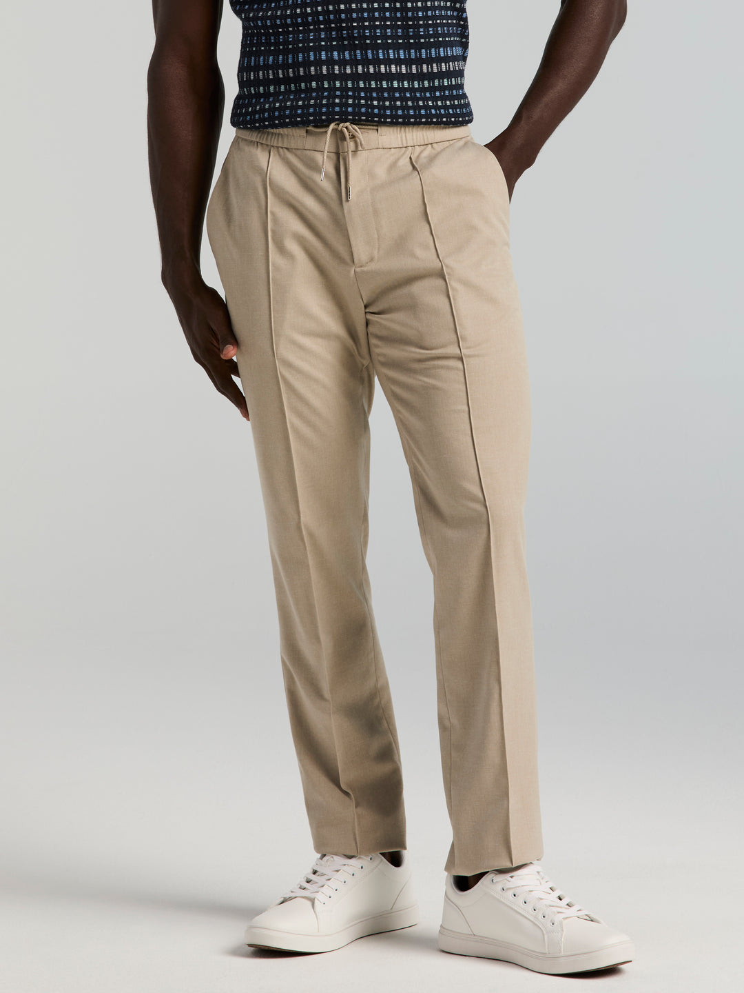 Perry Ellis Men's Slim Fit Linen Blend Drawstring Pants in Natural Linen/beige, Size Medium, Polyester/Elastane, Solid