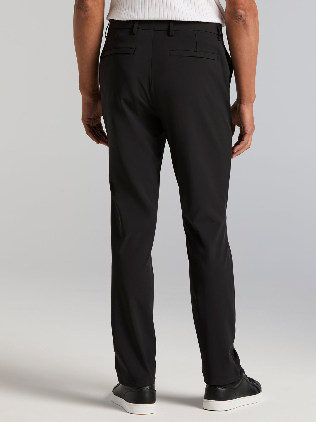 Perry Ellis Men's Slim Fit Tech Suit Pants in Black, Size 30, Elastane/Polyester Perry Ellis Men's Slim Fit Tech Suit Pants in Black, Size 30, Elastane/Polyester