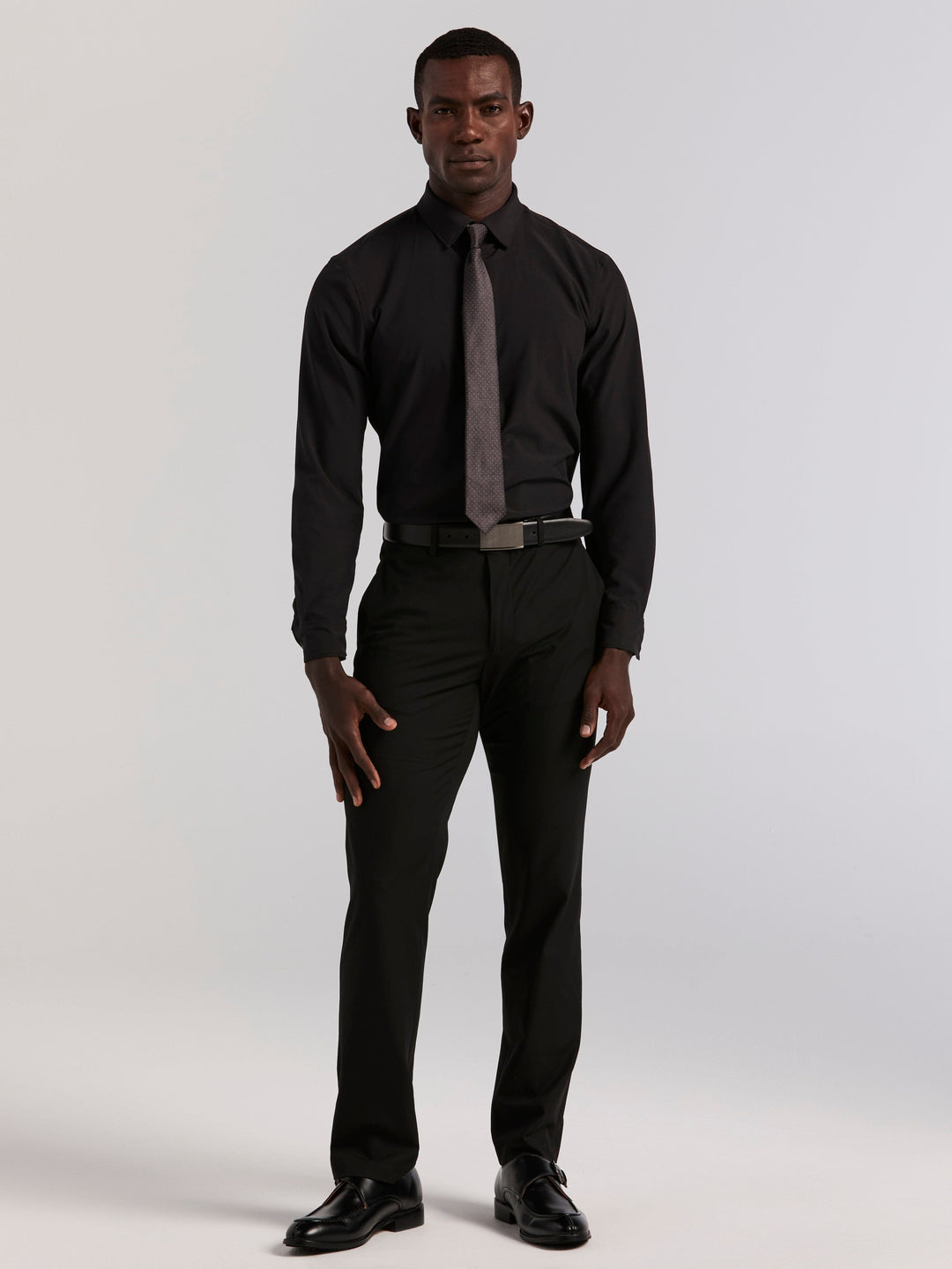 Slim Fit Tech Solid Total Stretch Dress Shirt (Black) 