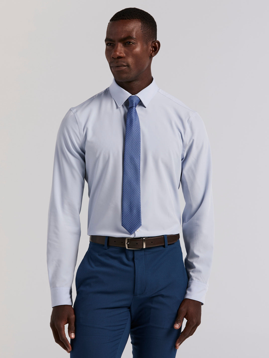 Perry Ellis Men's Slim Fit Total Stretch Dress Shirt in Dark Sapphire/blue, Size 16.5, Polyester/Elastane, Solid