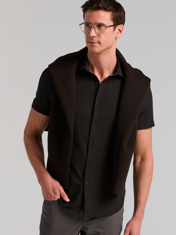 Solid Seersucker Slim Fit Shirt (Black) 
