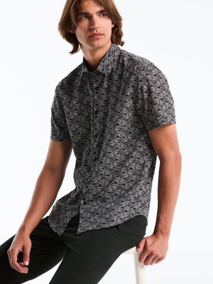 Plain weave Slim Fit Wave Print Shirt (Black) 