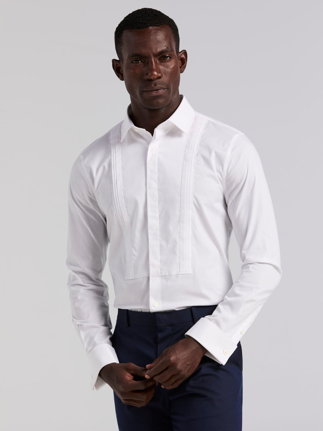Perry Ellis Men's Slim Fit Tuxedo Dress Shirt in Bright White, Size 14.5, Cotton/Elastane, Solid Perry Ellis Men's Slim Fit Tuxedo Dress Shirt in Bright White, Size 14.5, Cotton/Elastane, Solid