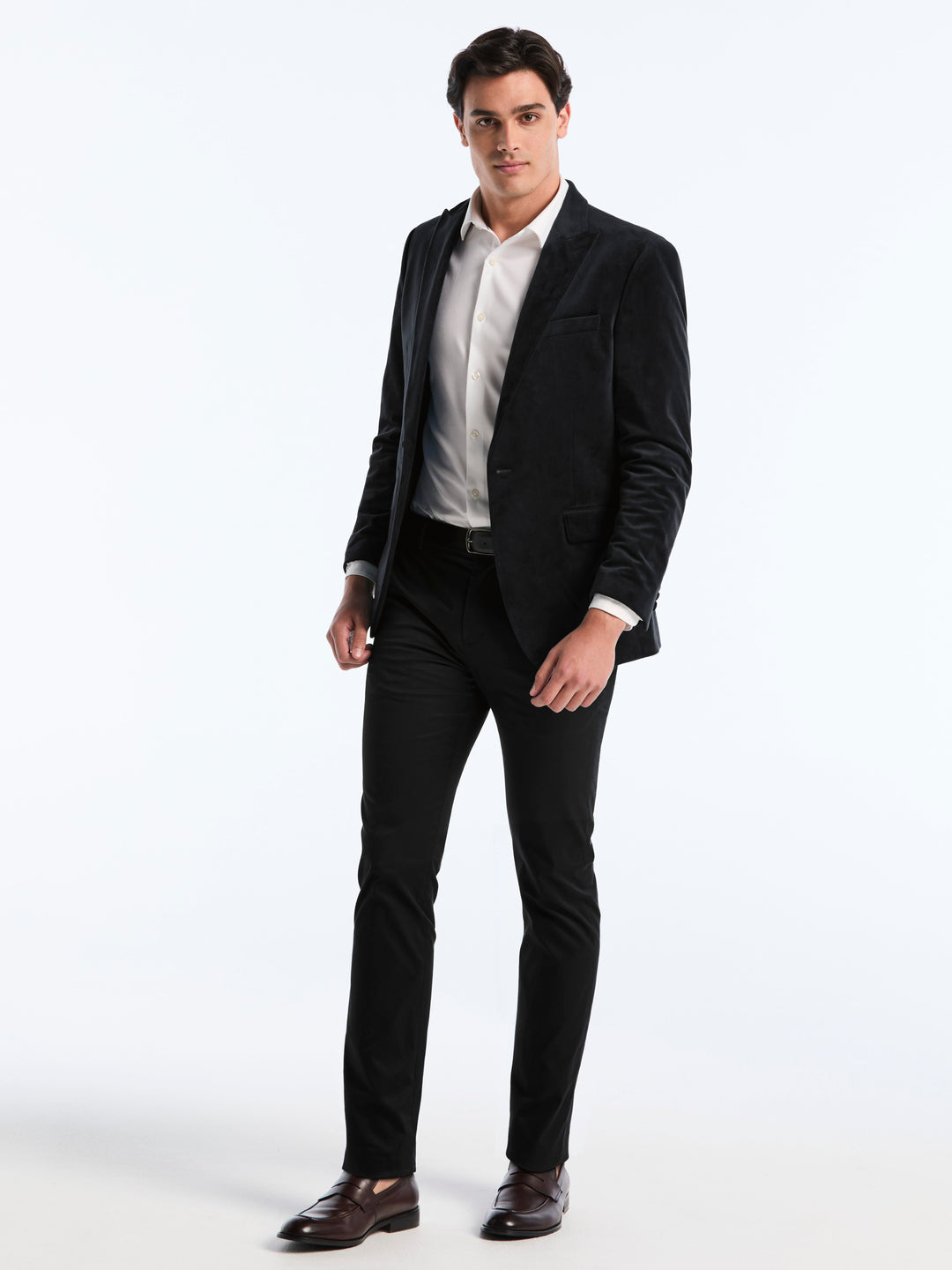 Slim Peak Lapel Velvet Jacket (Black) 