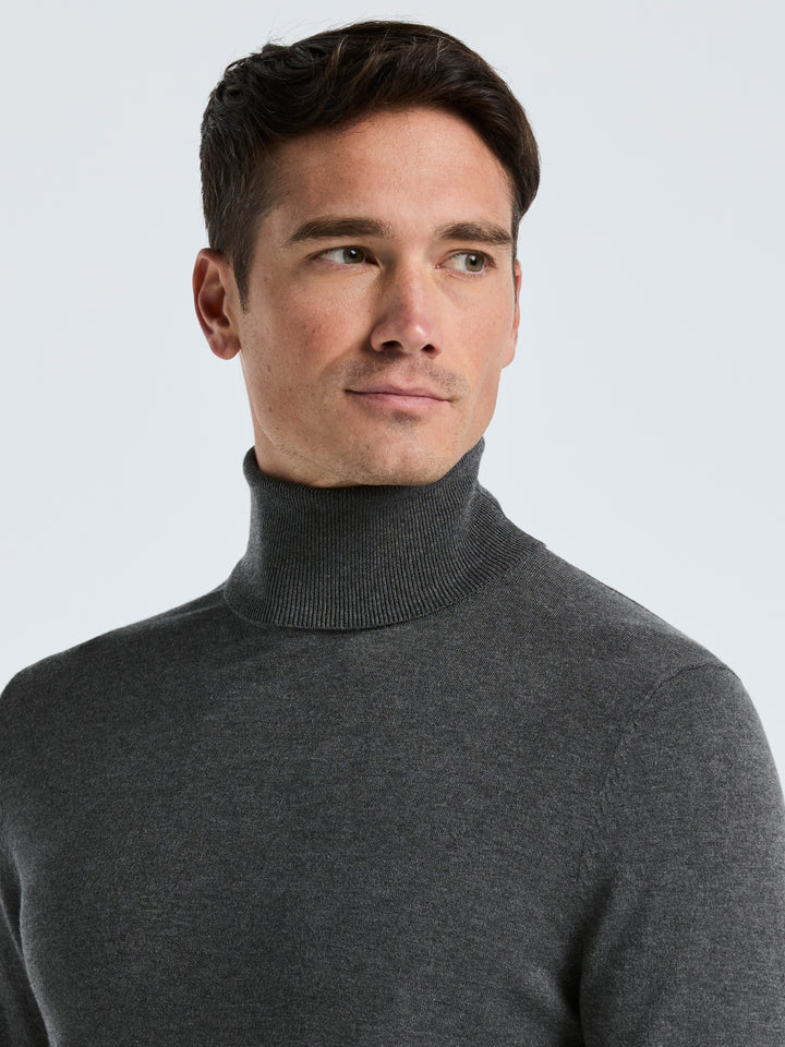Solid Tech Turtleneck Sweater (Lava Smoke Htr) 