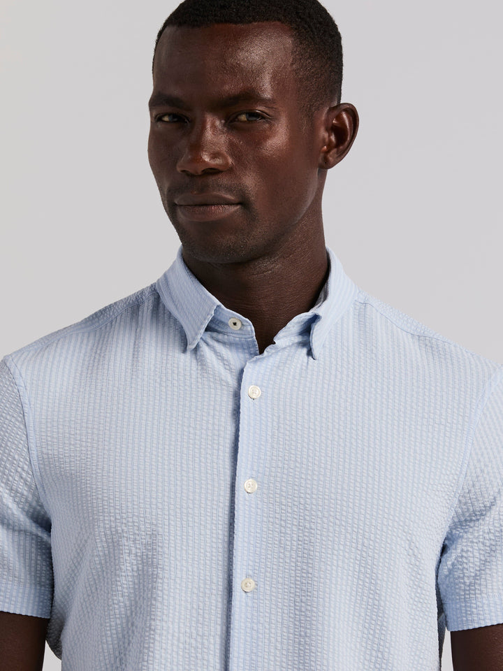 Solid Seersucker Slim Fit Shirt (Kentucky Blue)