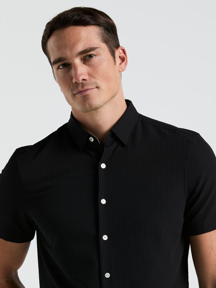 Solid Seersucker Slim Fit Shirt (Black) 