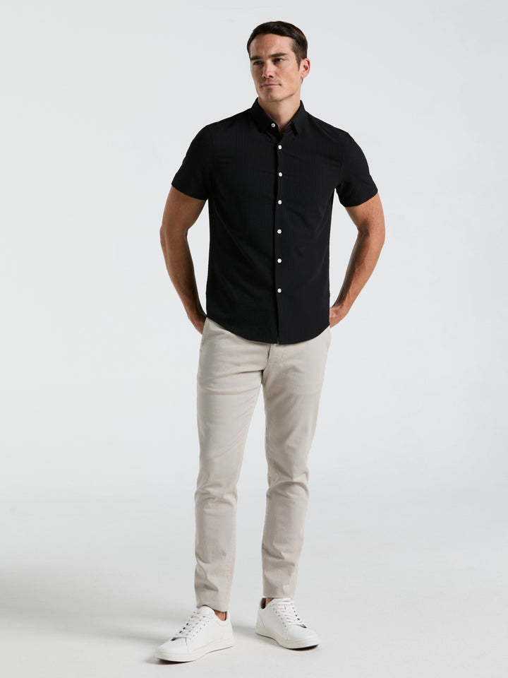 Solid Seersucker Slim Fit Shirt (Black) 