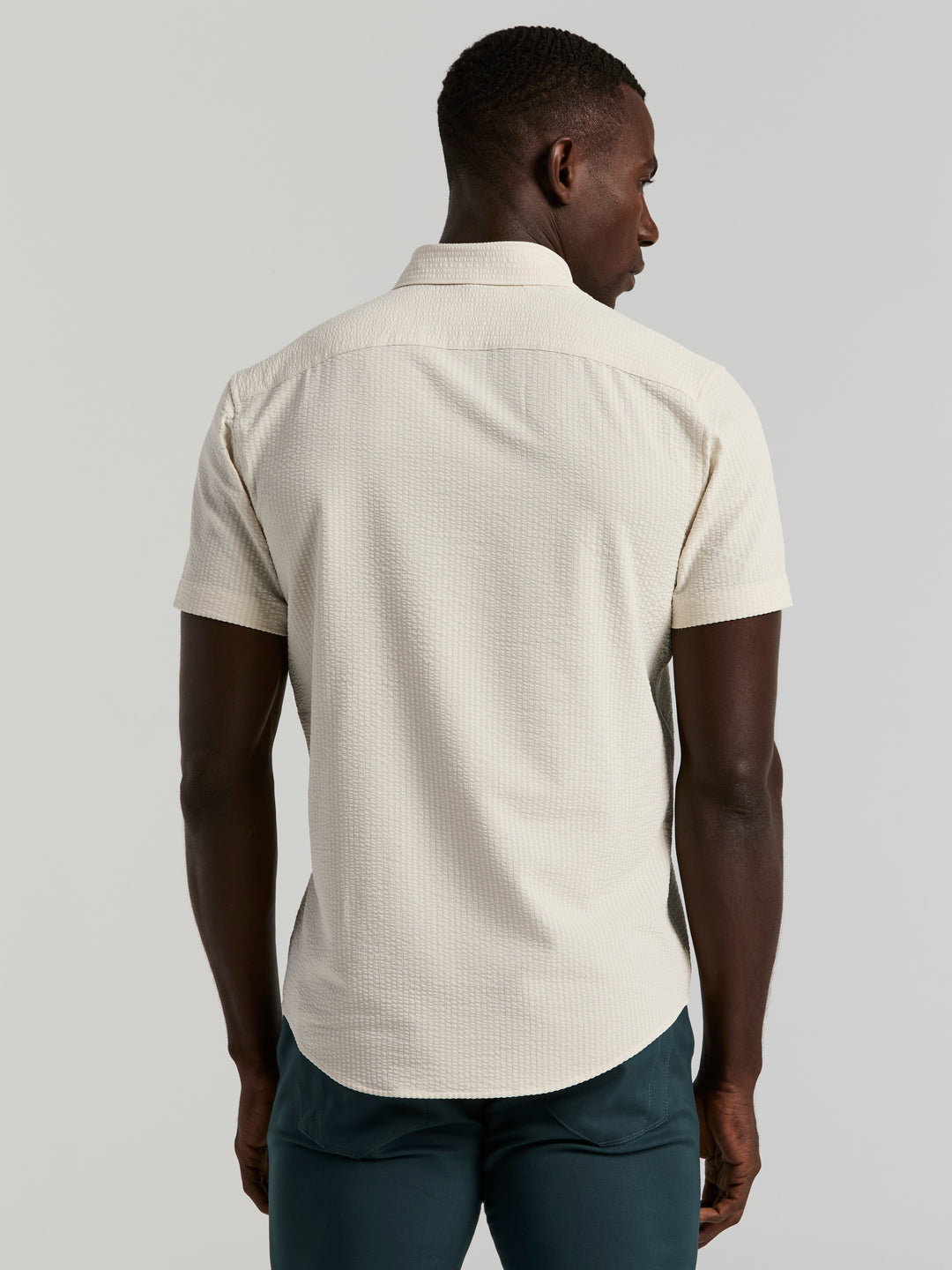 Solid Seersucker Slim Fit Shirt (Silver Birch) 