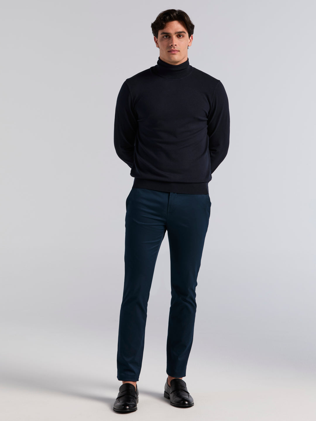 Solid Tech Turtleneck Sweater (Dark Sapphire) 