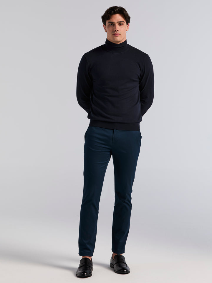 Solid Tech Turtleneck Sweater (Dark Sapphire) 