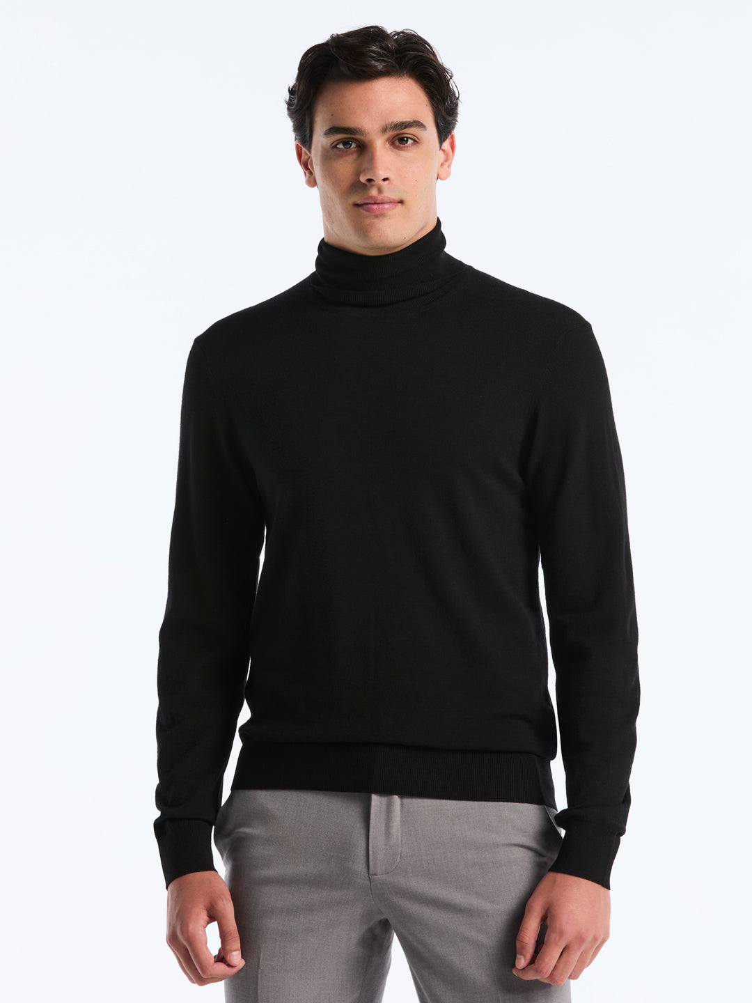 Solid Tech Turtleneck Sweater (Black) 