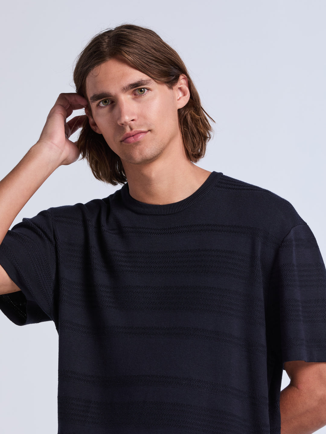 Short Sleeve Textured Stripe Crew Neck Sweater (Dark Sapphire) 