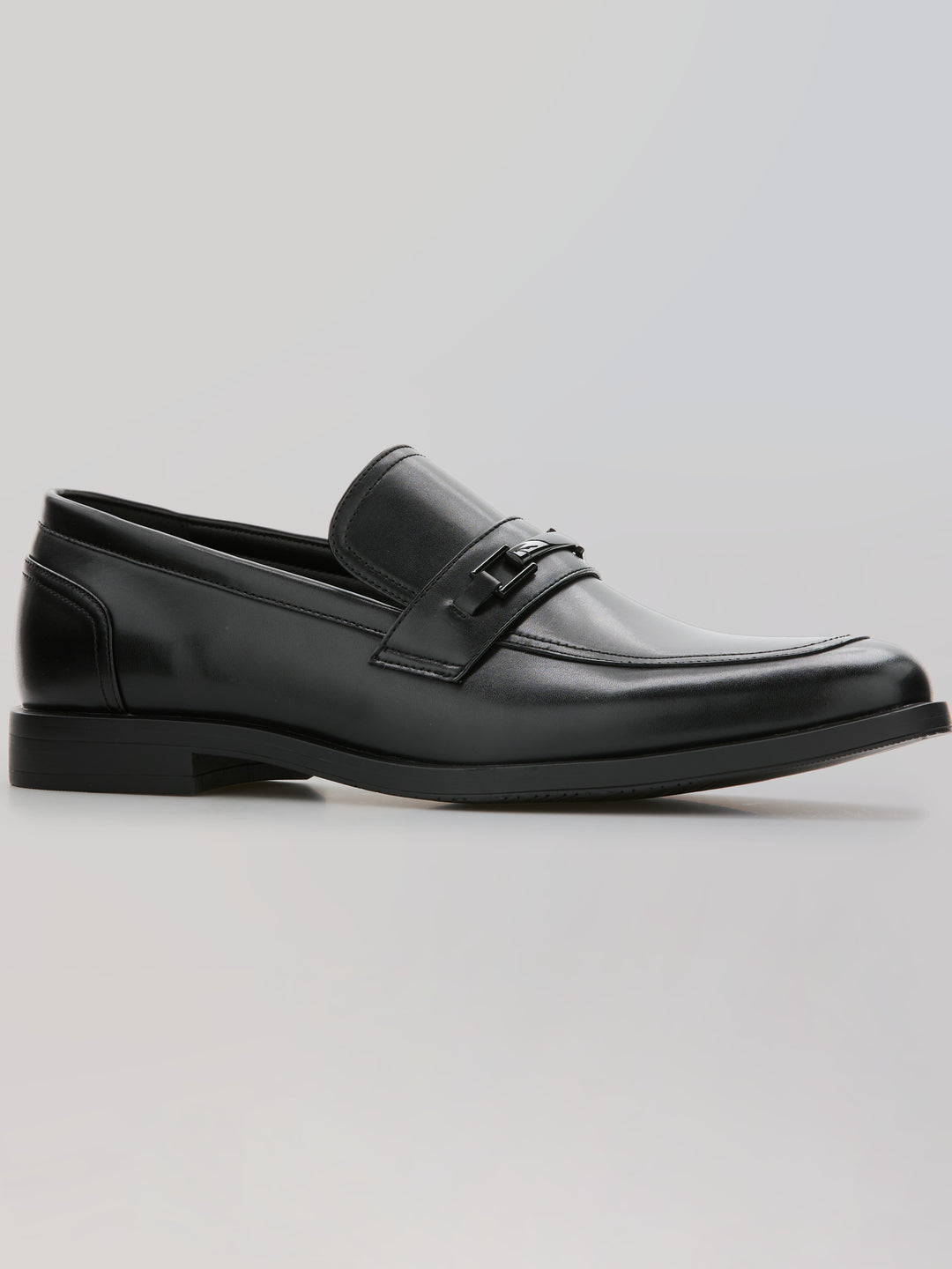 Perry Ellis Men's Portfolio The Smith II Slip-On in Black, Size 7.5, Regular