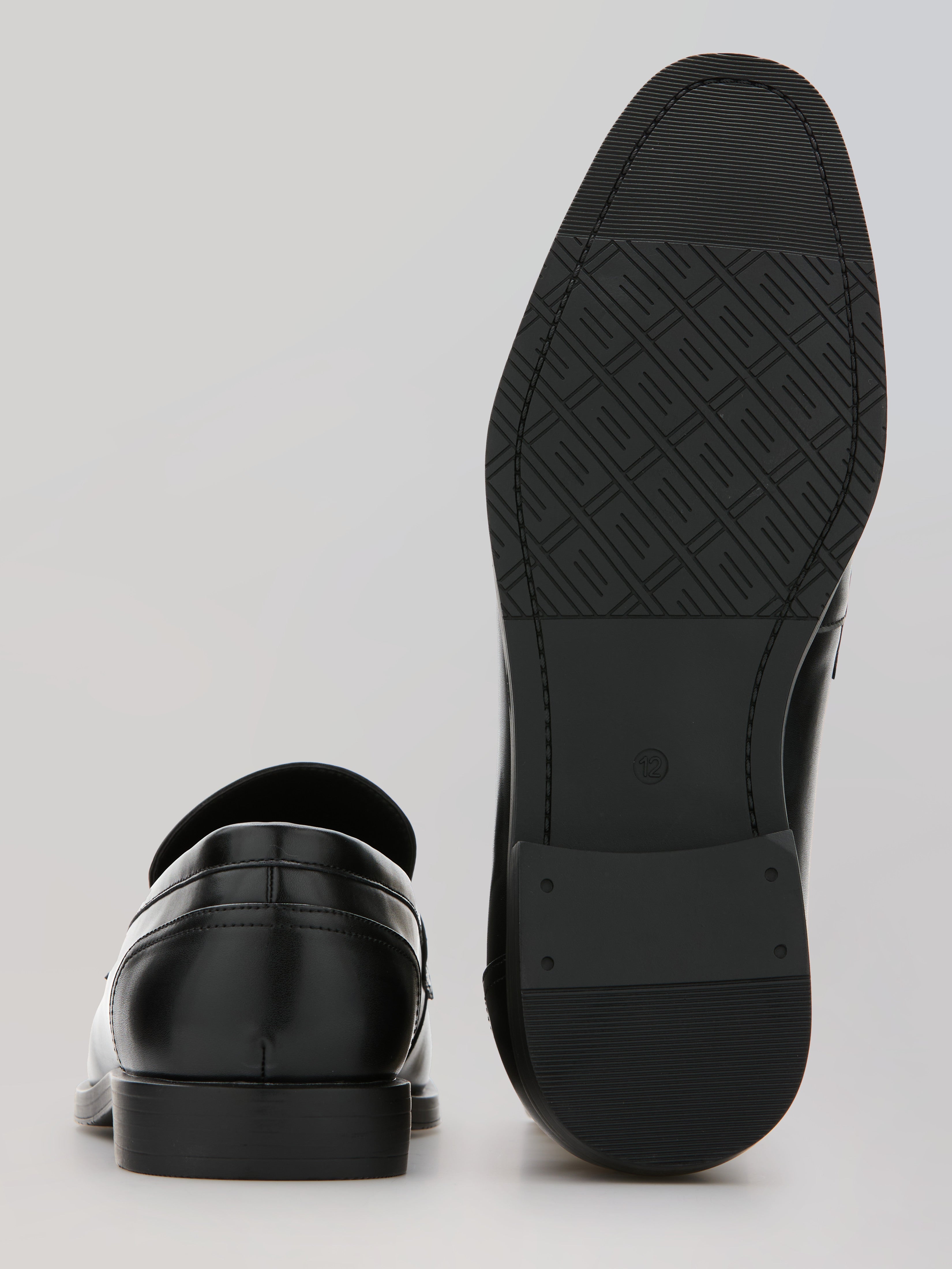The Smith II – Perry Ellis