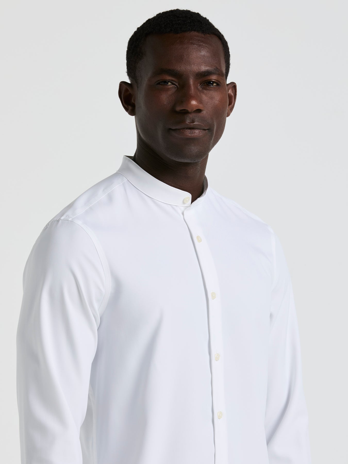 Men's Untucked Total Stretch Slim Banded Collar Shirt