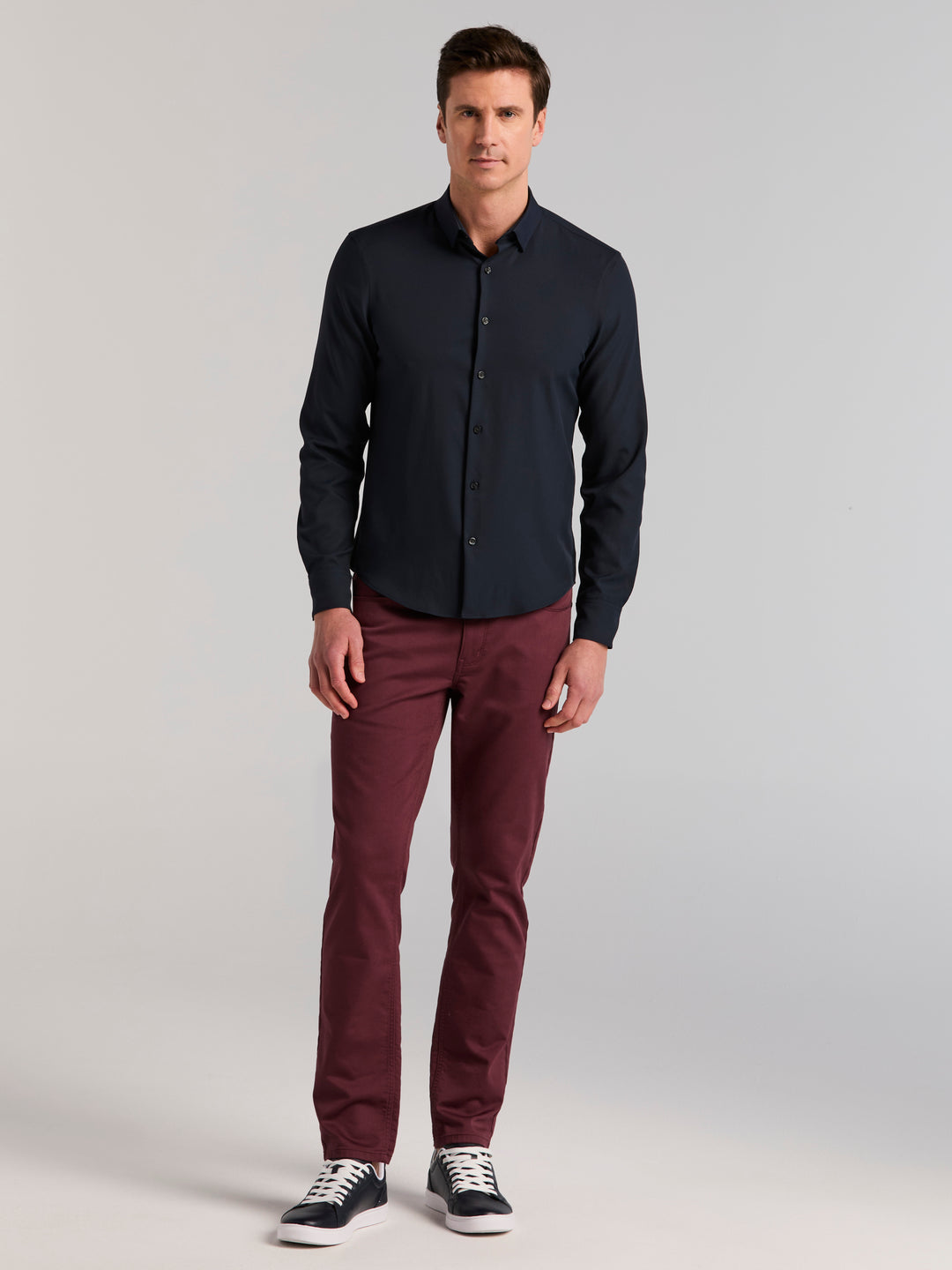 Men's Untucked Slim Fit Solid Stretch Shirt (Dark Sapphire) 