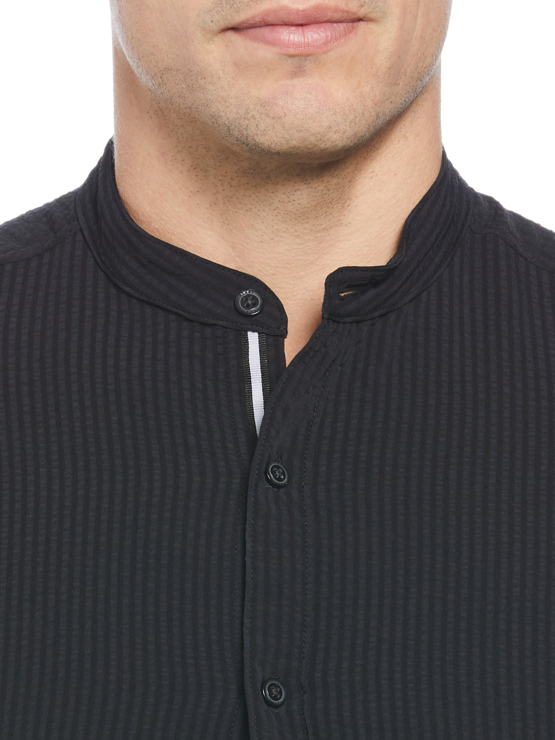 Untucked Roll Sleeve Slim Fit Seersucker Stretch Shirt (Black) 