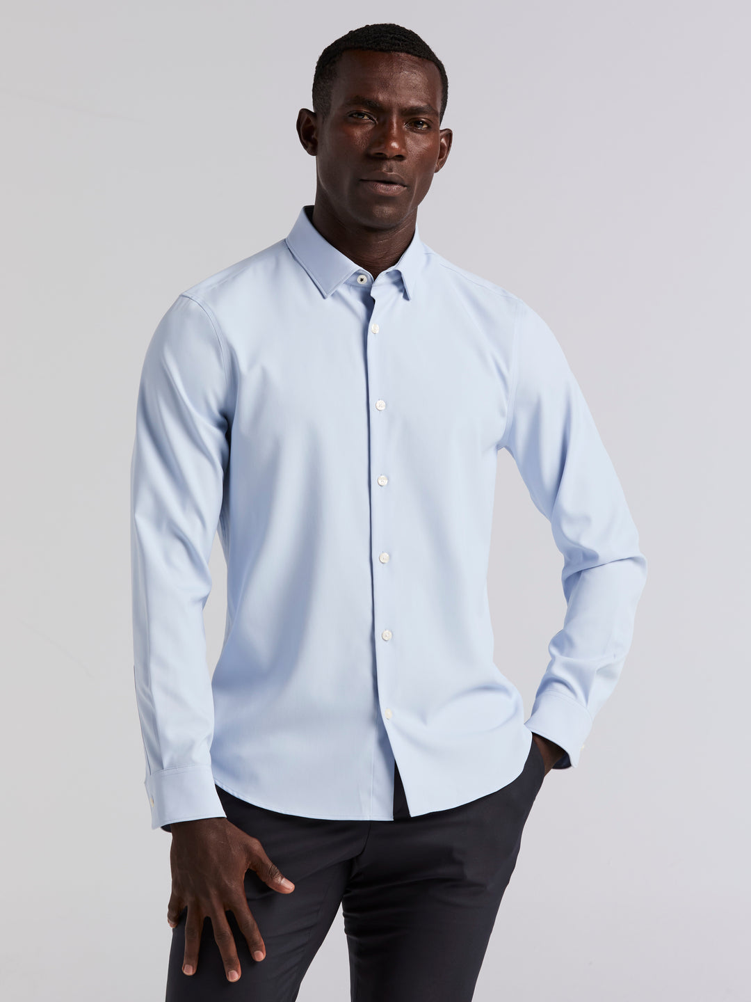Men's Untucked Slim Fit Solid Stretch Shirt (Kentucky Blue) 