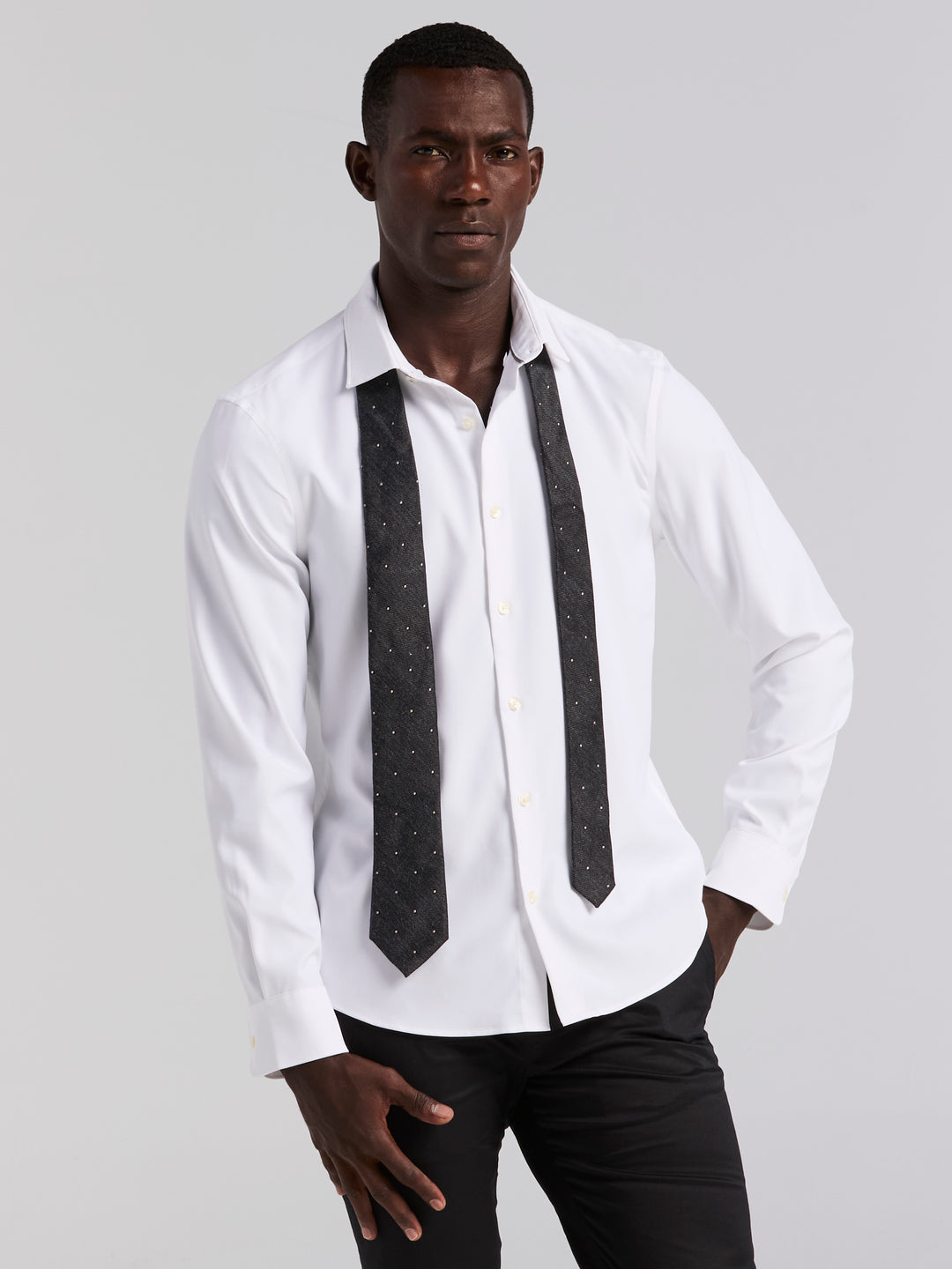 Men's Untucked Slim Fit Solid Stretch Shirt (Bright White) 