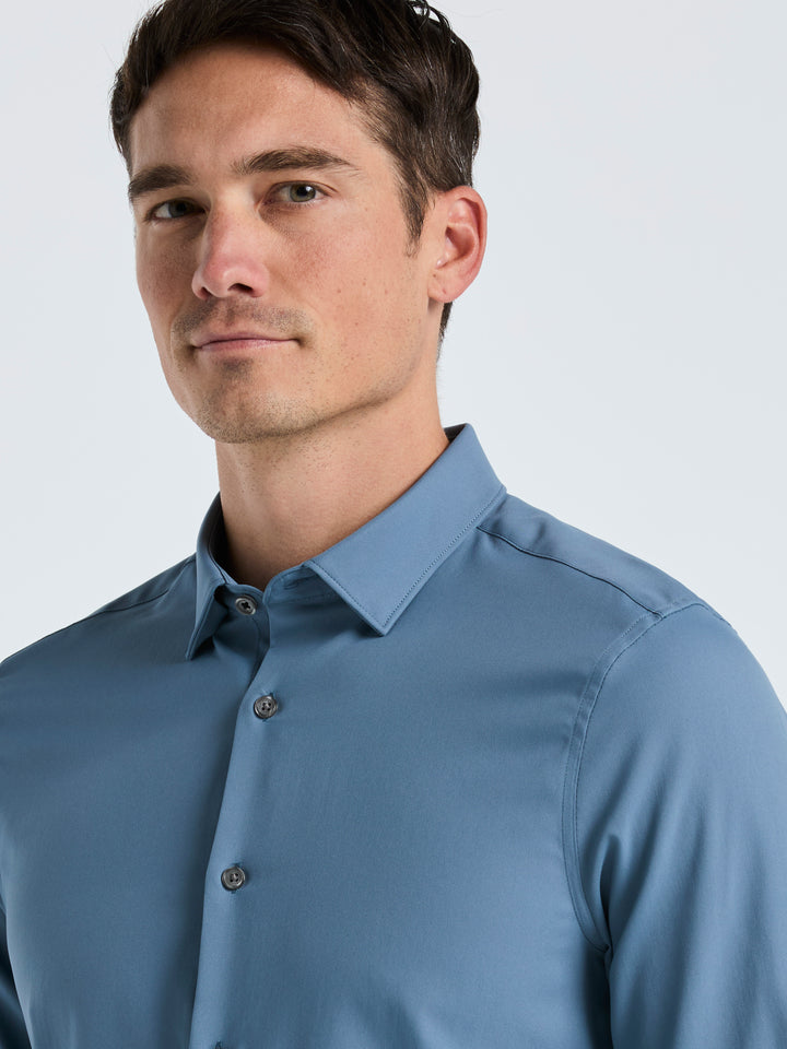 Men's Untucked Slim Fit Solid Stretch Shirt (Blue Mirage) 