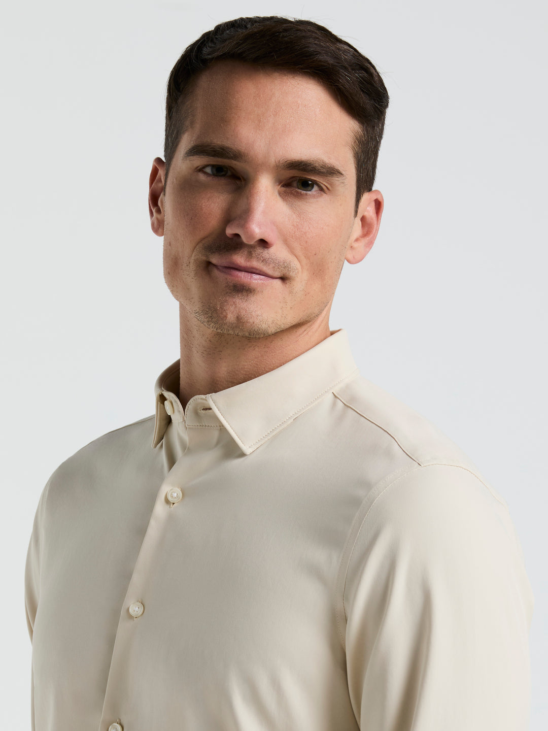 Men's Untucked Slim Fit Solid Stretch Shirt (Almond Milk) 