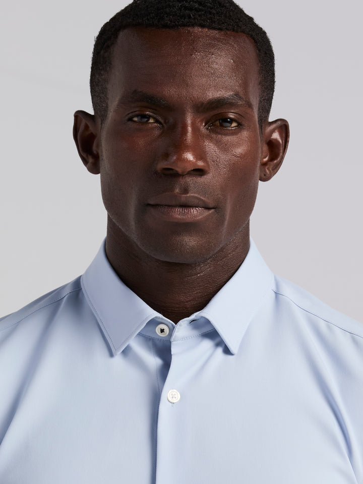 Men's Untucked Slim Fit Solid Stretch Shirt (Kentucky Blue) 