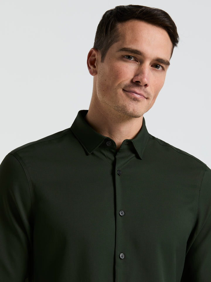 Men's Untucked Slim Fit Solid Stretch Shirt (Rosin) 