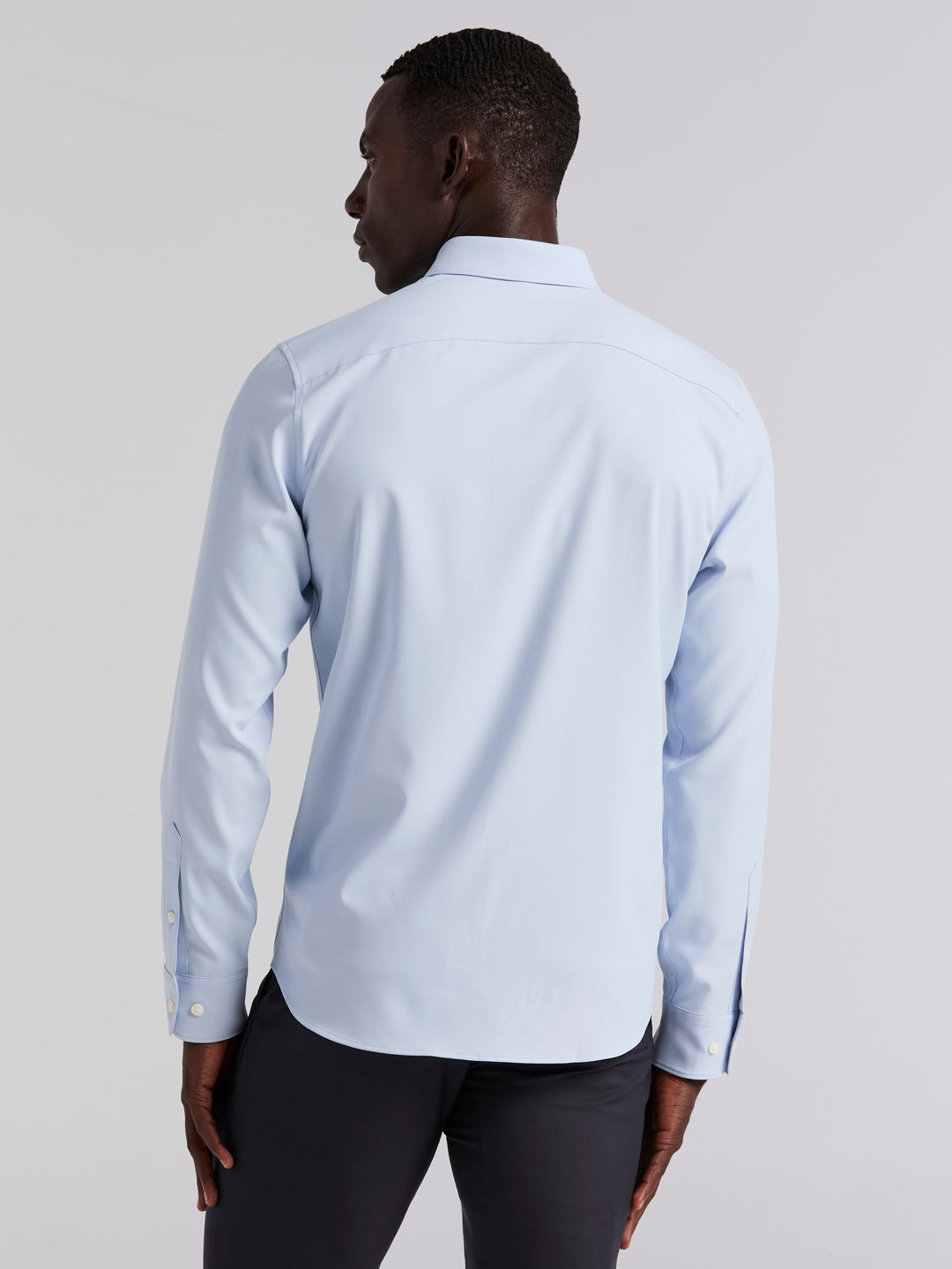 Men's Untucked Slim Fit Solid Stretch Shirt (Kentucky Blue) 