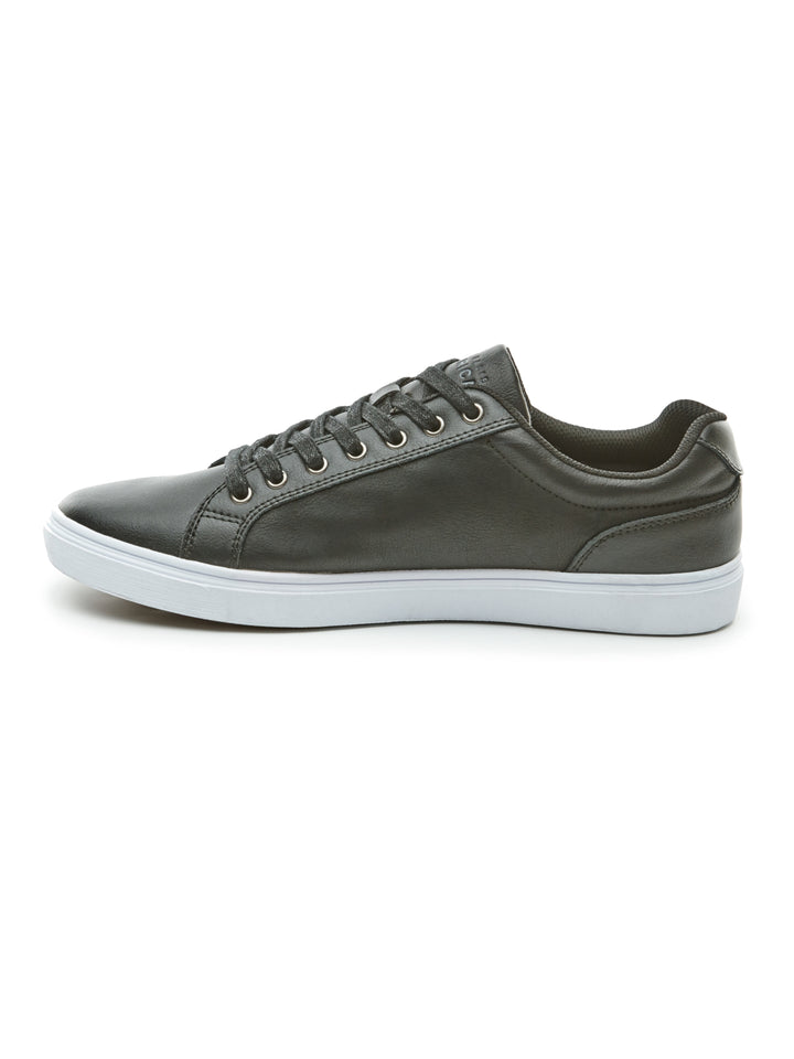 Ventura Sneaker (Black) 