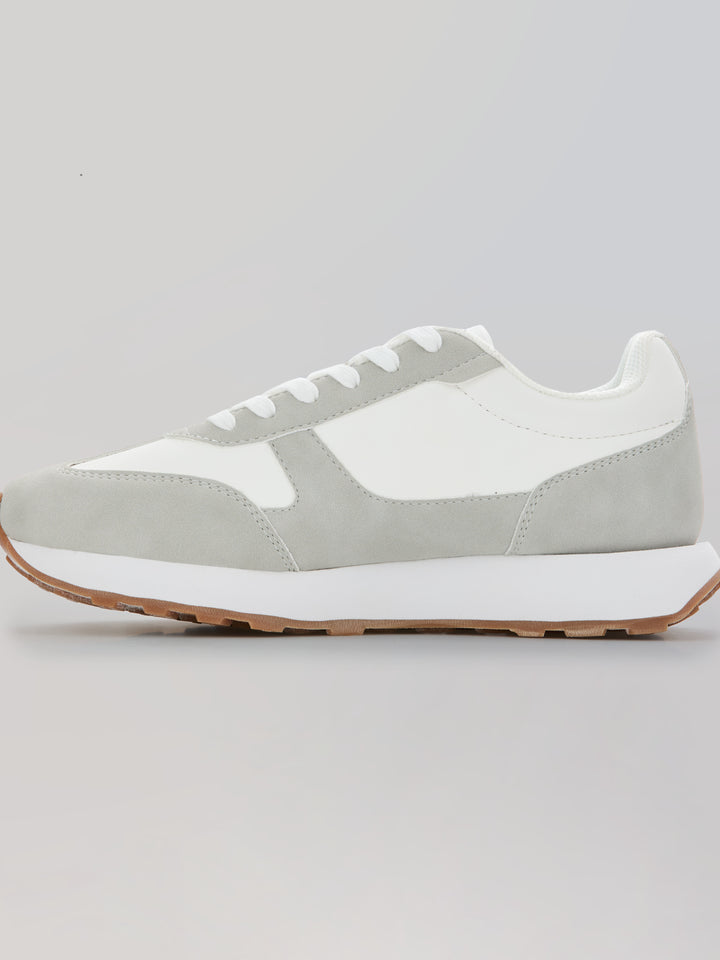 Stride Sneaker (Bright White) 