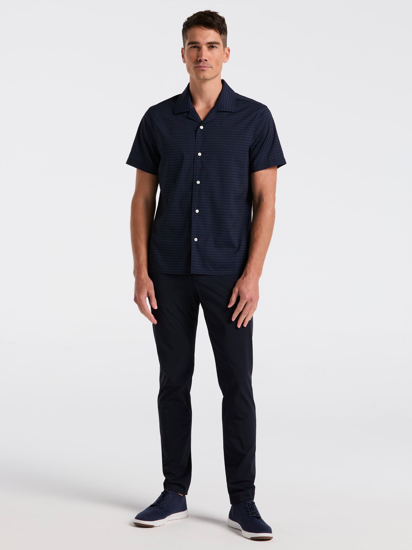 Perry Ellis Outlet Men's Hexagon Pop Print Camp Collar Shirt in Dark Sapphire-RT/blue, Size Large, Polyester/Elastane, Slim Short Sleeves Perry Ellis Outlet Men's Hexagon Pop Print Camp Collar Shirt in Dark Sapphire-RT/blue, Size Large, Polyester/Elastane, Slim Short Sleeves