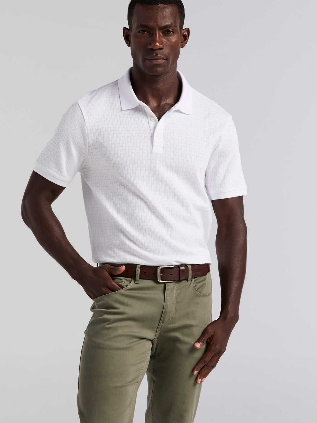Perry Ellis Outlet Men's Textured Geometric 3 Button Polo in Bright White, Size Medium, 100% Cotton, Solid, Regular Perry Ellis Outlet Men's Textured Geometric 3 Button Polo in Bright White, Size Medium, 100% Cotton, Solid, Regular