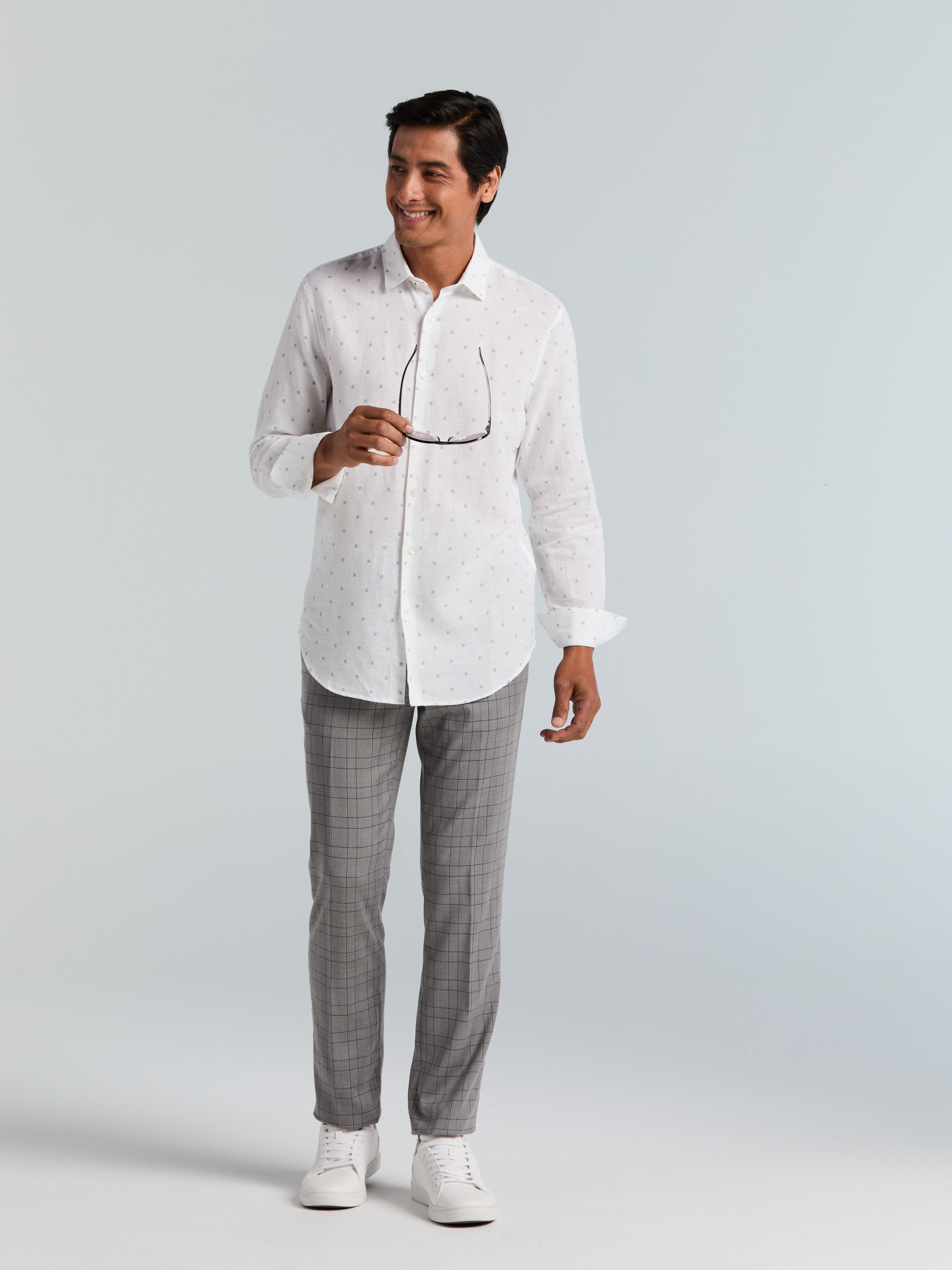 Untucked Linen Blend Geo Dot Print Shirt – Perry Ellis