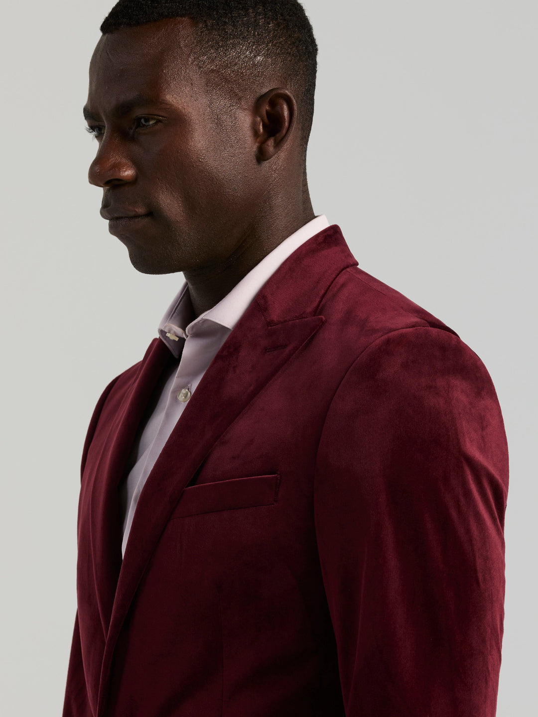 Slim Peak Lapel Velvet Jacket (Zinfandel) 