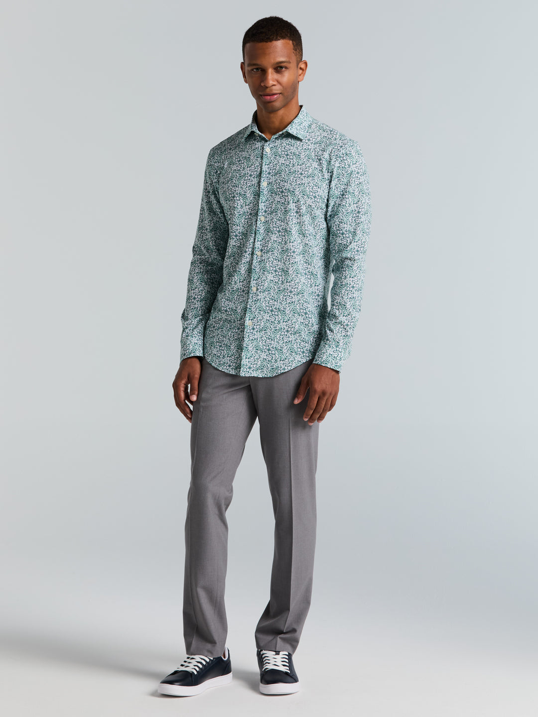 Short Sleeve Botanical Spray Print Button-Down Shirt (Sea Pine) 